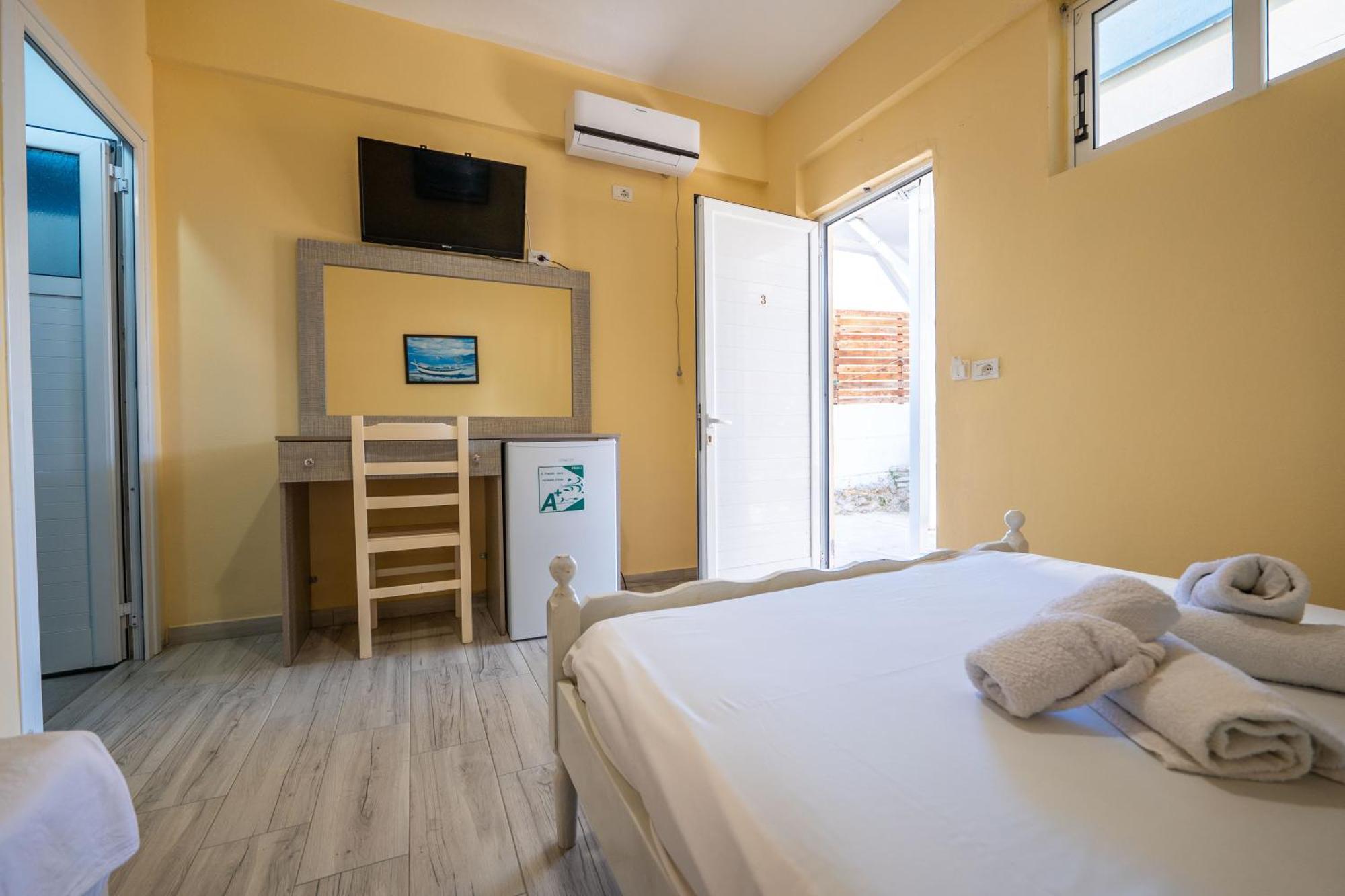 Hotel Portokali Хімара Екстер'єр фото